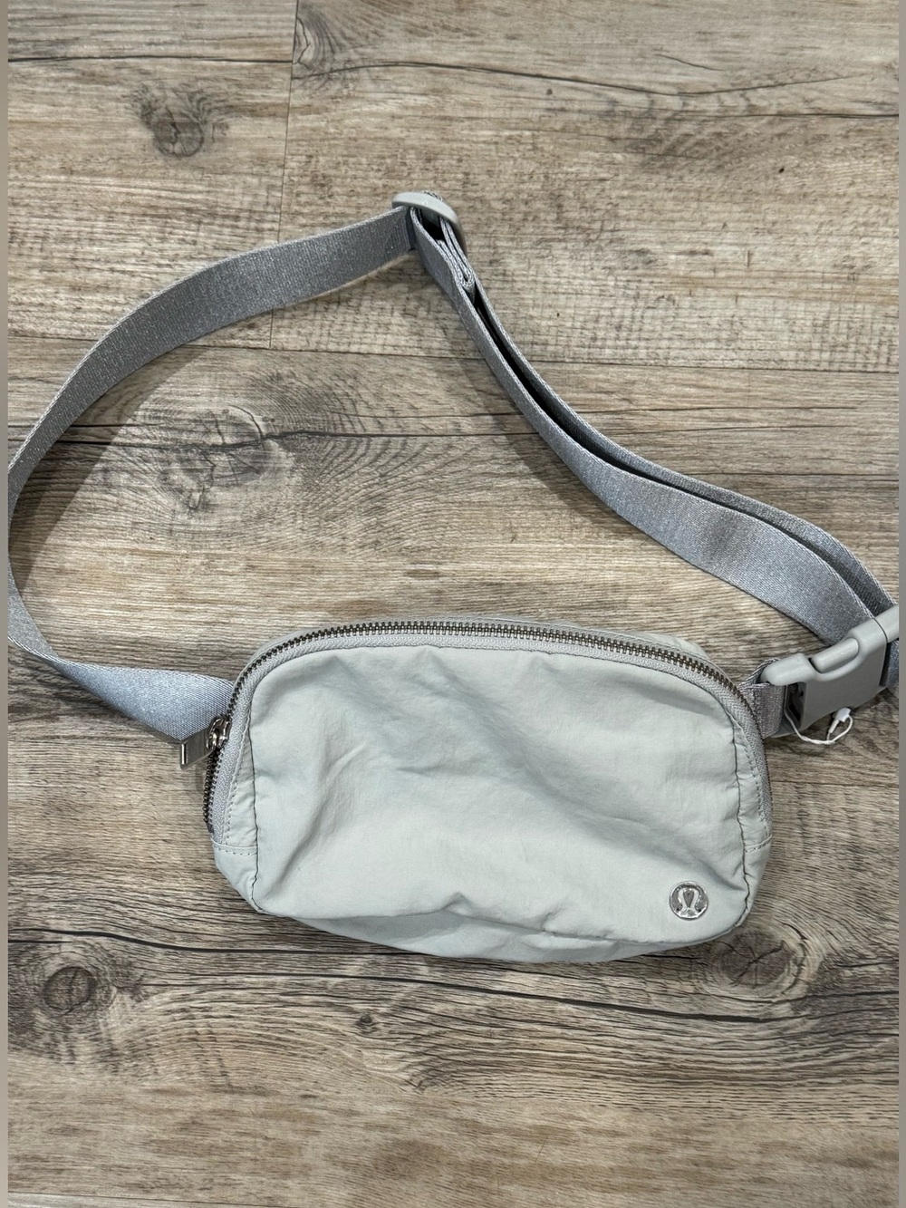 Lululemon Everywhere Belt Bag 1L